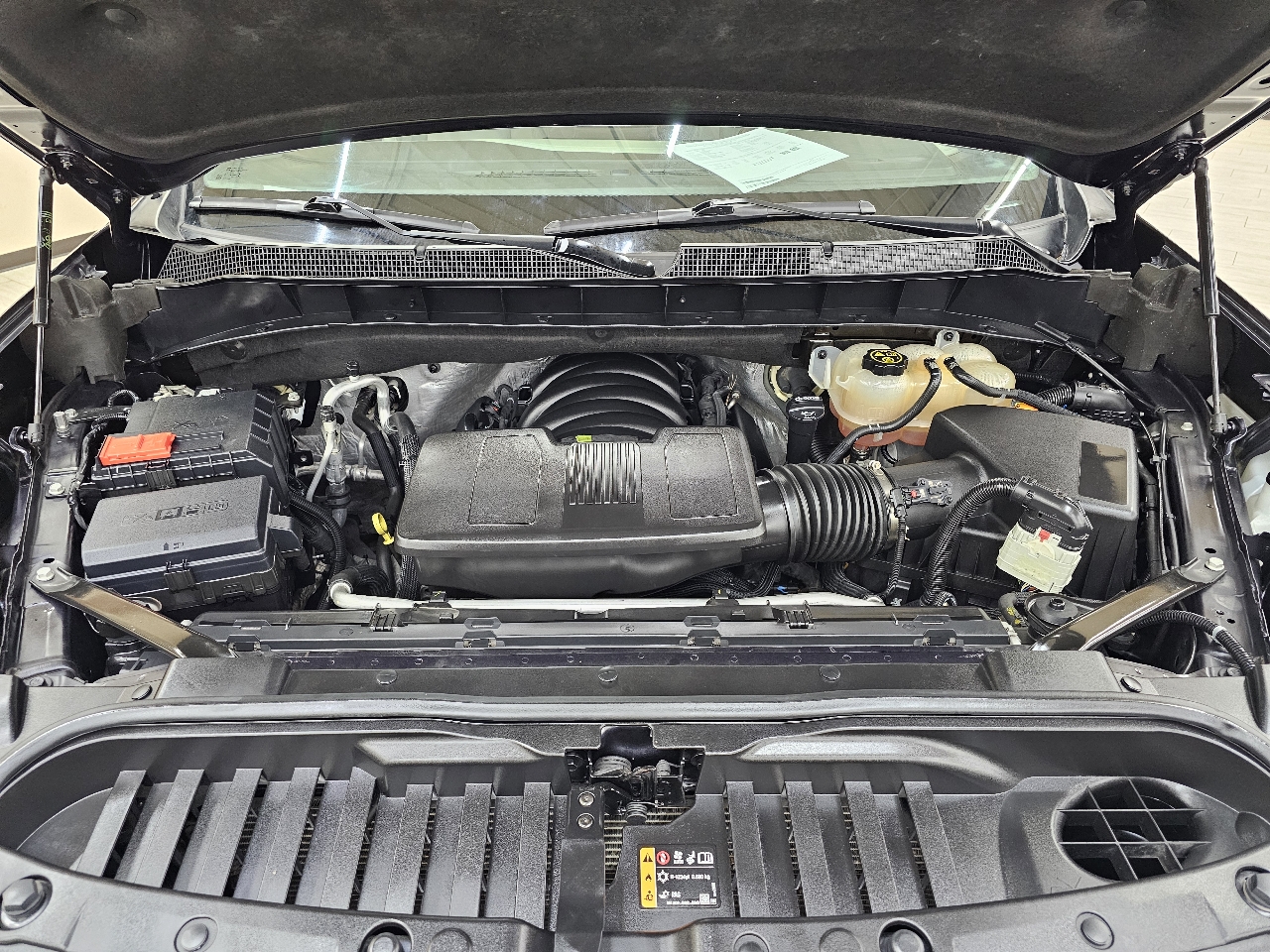 Chevrolet Silverado 1500 LTZ Crew Cab 4WD 2023