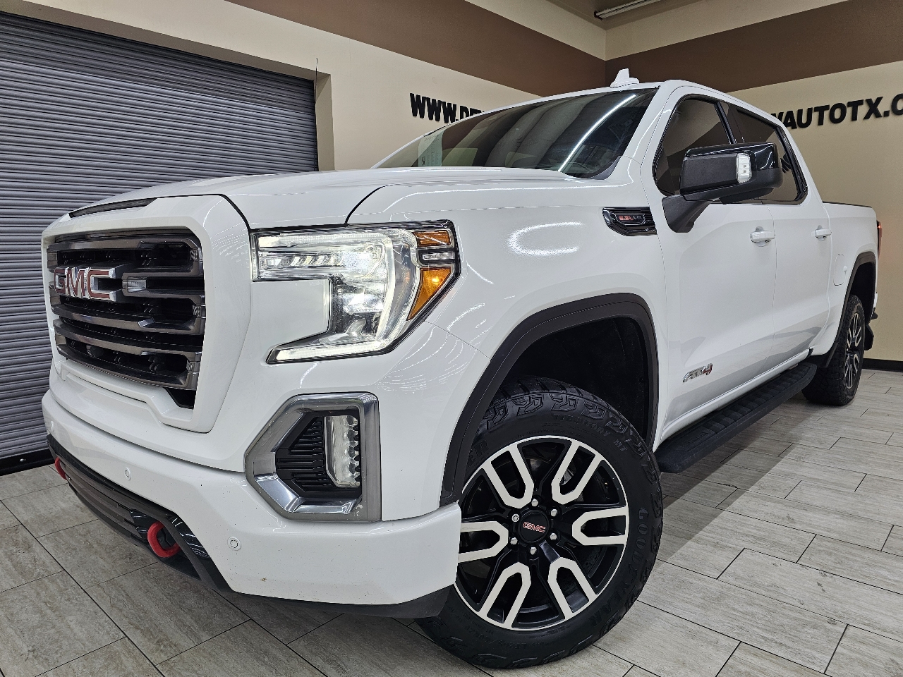 2022 GMC Sierra 1500 Limited 1500 LIMITED 4WD V8 CREW CAB 6.2L AT4