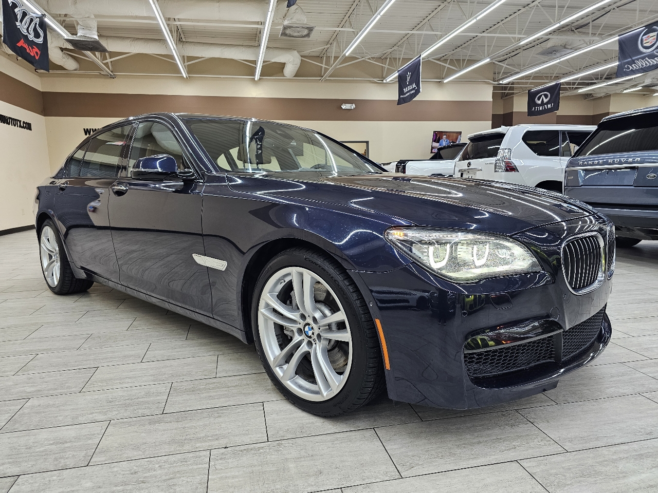 BMW 7-Series 750Li 2014