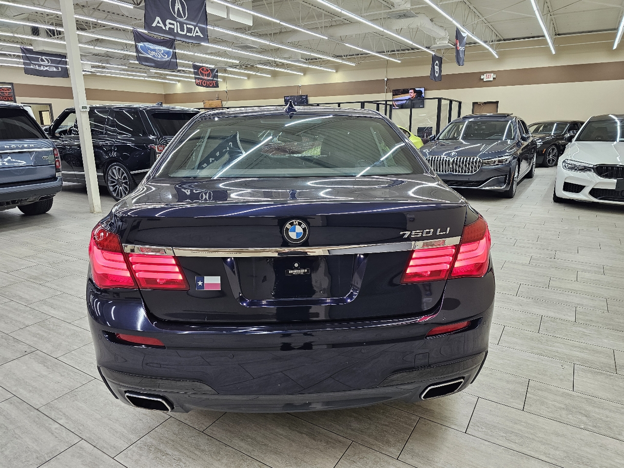 BMW 7-Series 750Li 2014