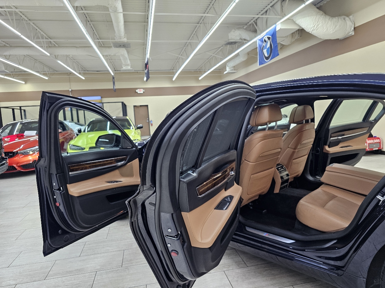 BMW 7-Series 750Li 2014