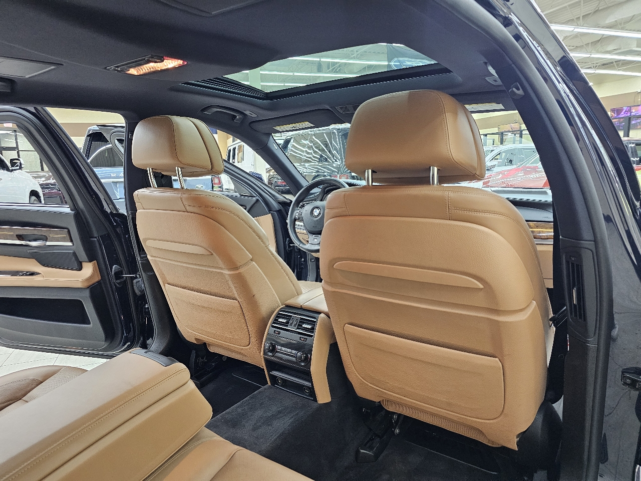 BMW 7-Series 750Li 2014