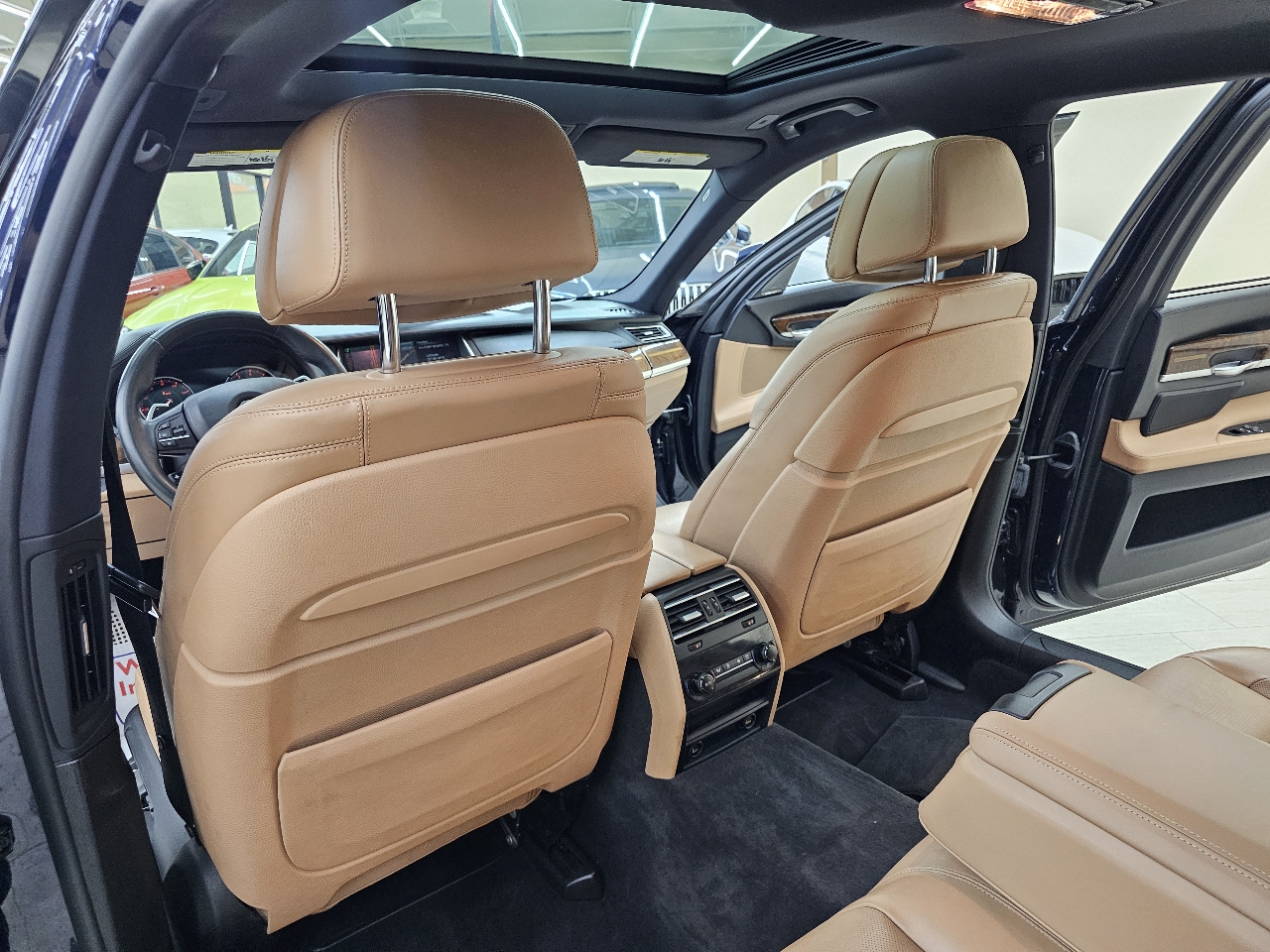 BMW 7-Series 750Li 2014