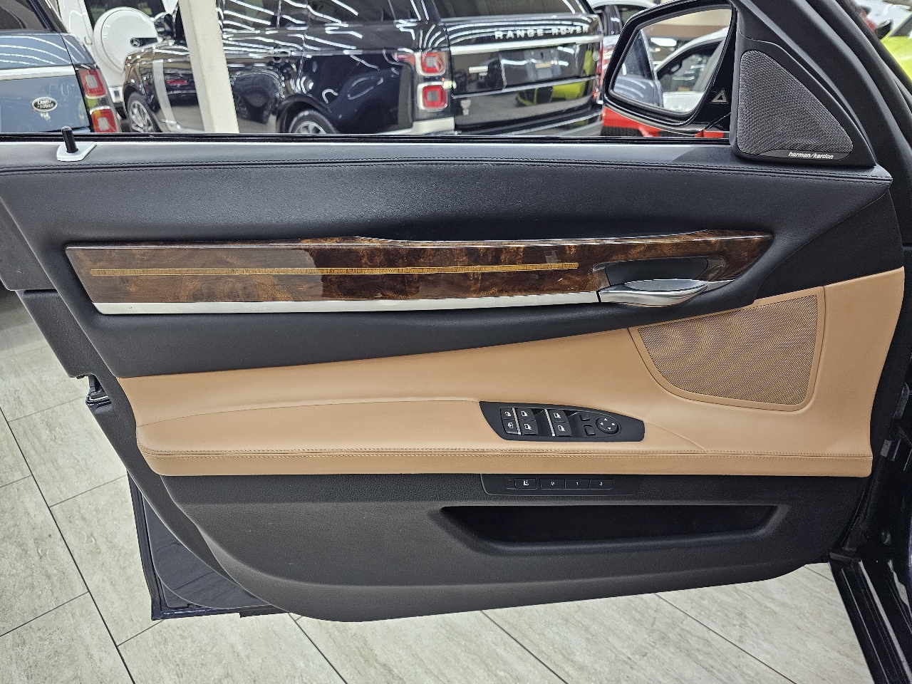 BMW 7-Series 750Li 2014