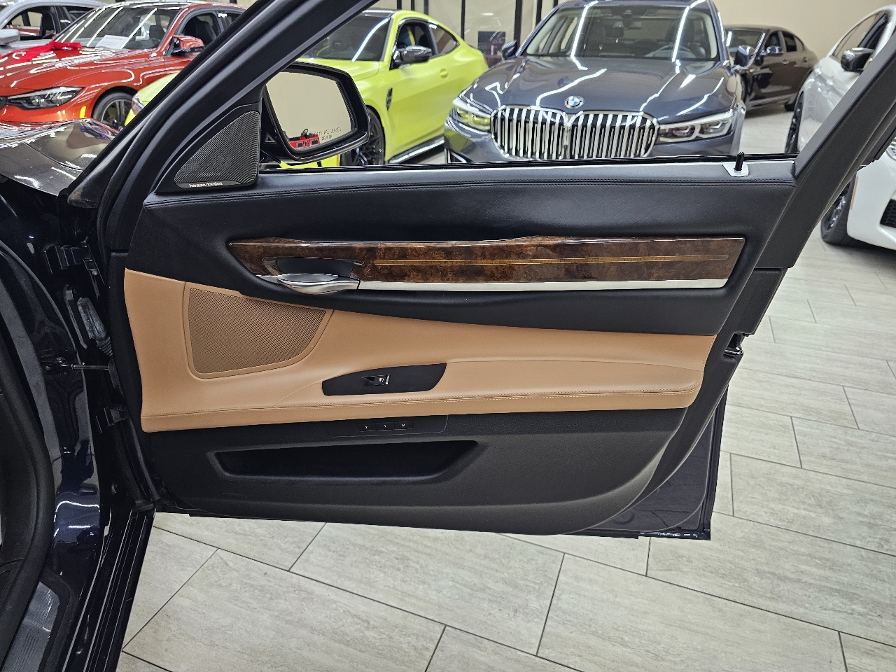 BMW 7-Series 750Li 2014