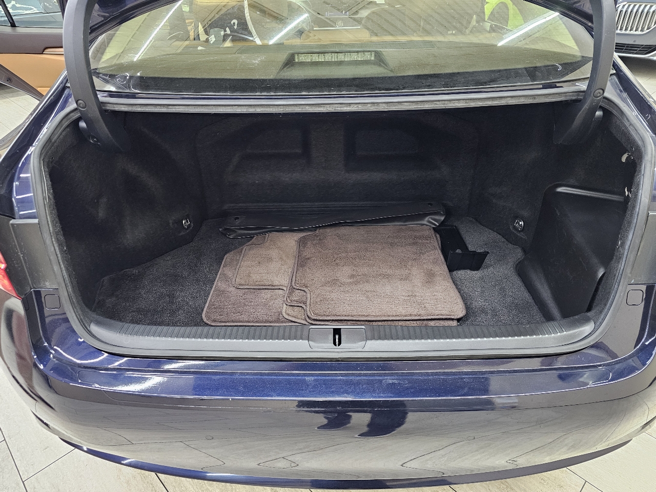 Lexus ES 300h Sedan 2016