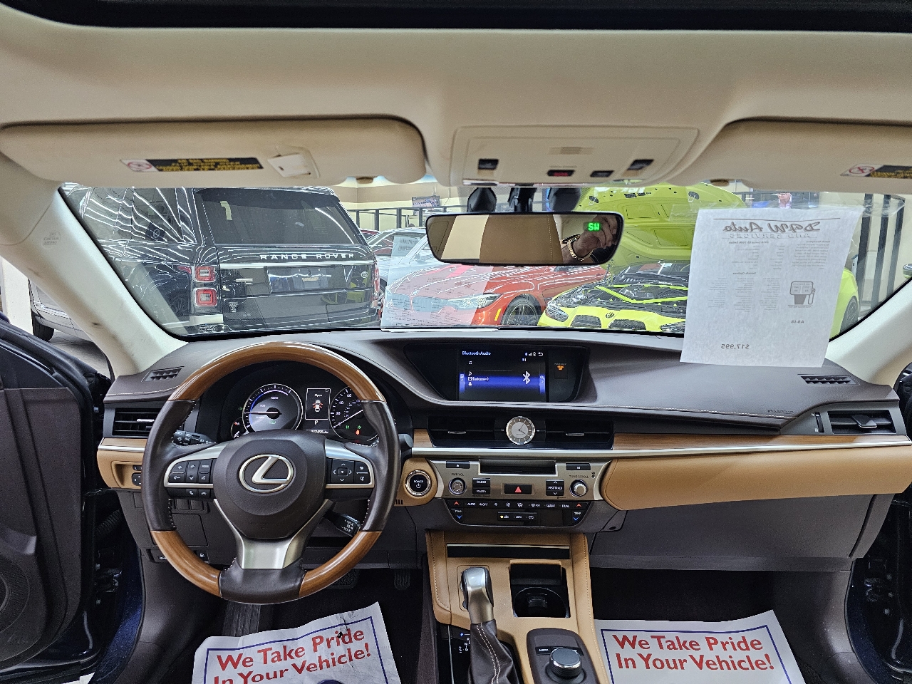 Lexus ES 300h Sedan 2016