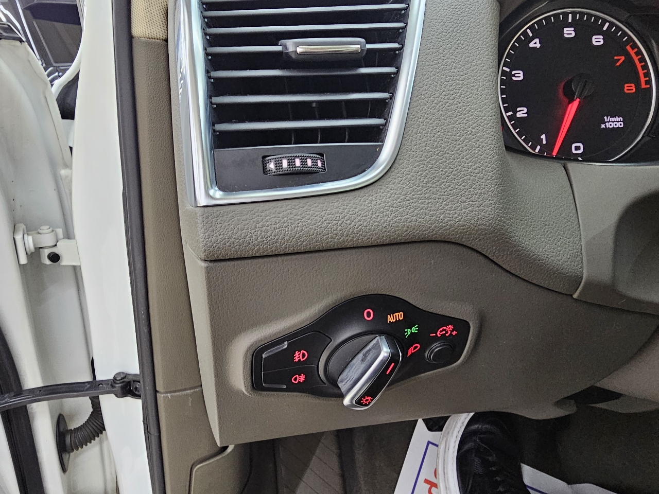 Audi Q5 3.2 quattro Premium 2011