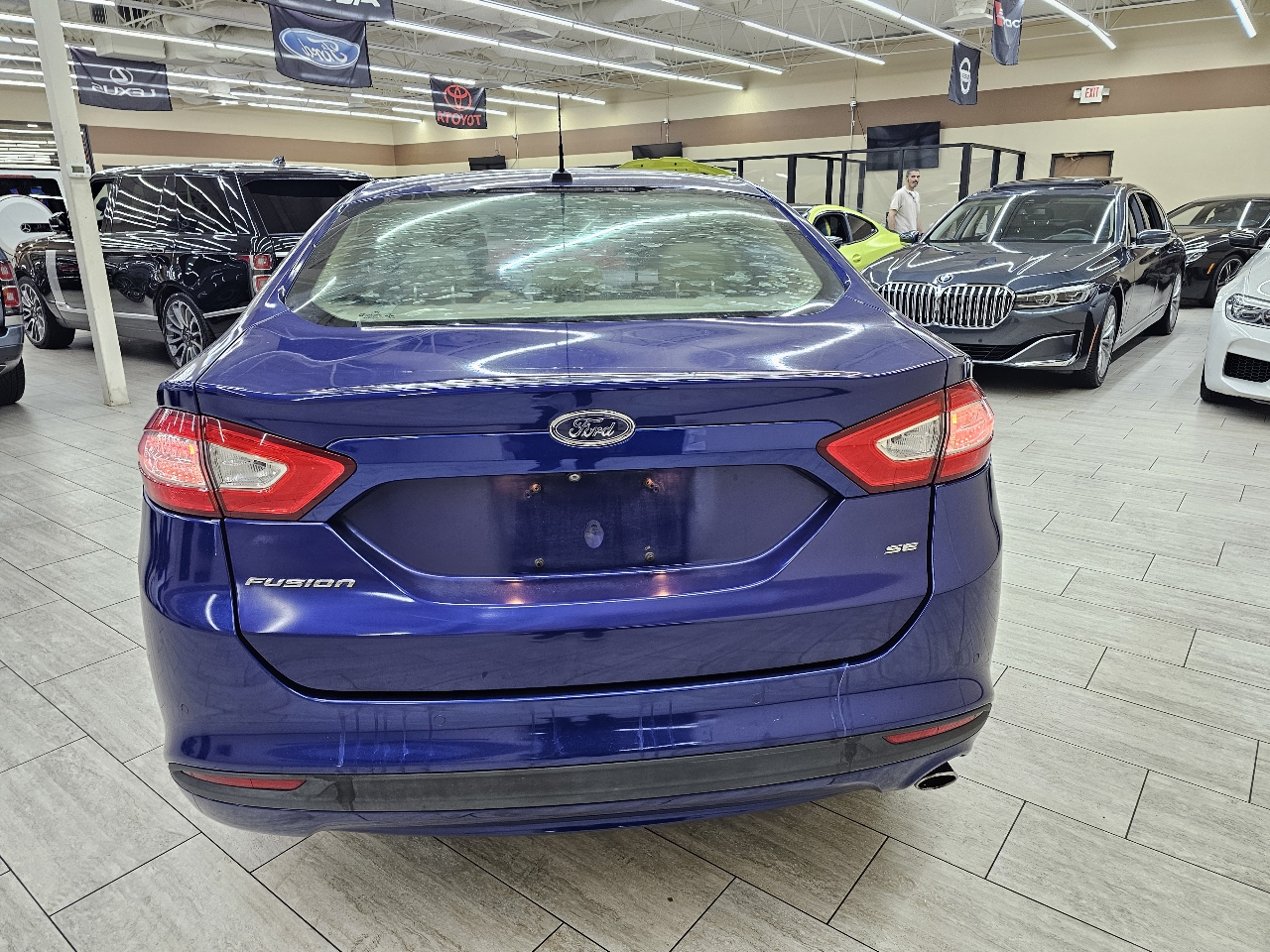 Ford Fusion SE 2016