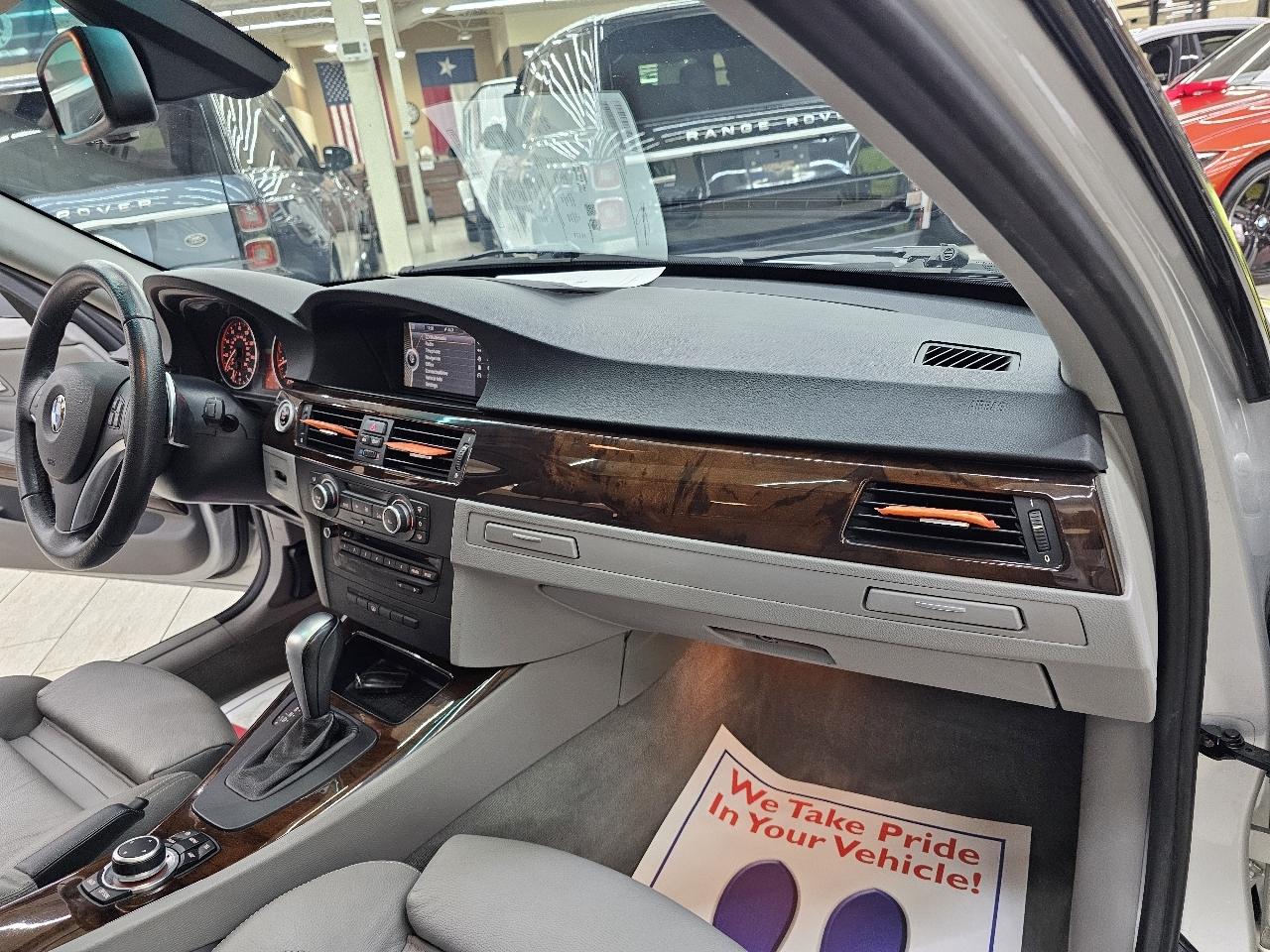 BMW 3-Series 335i 2011