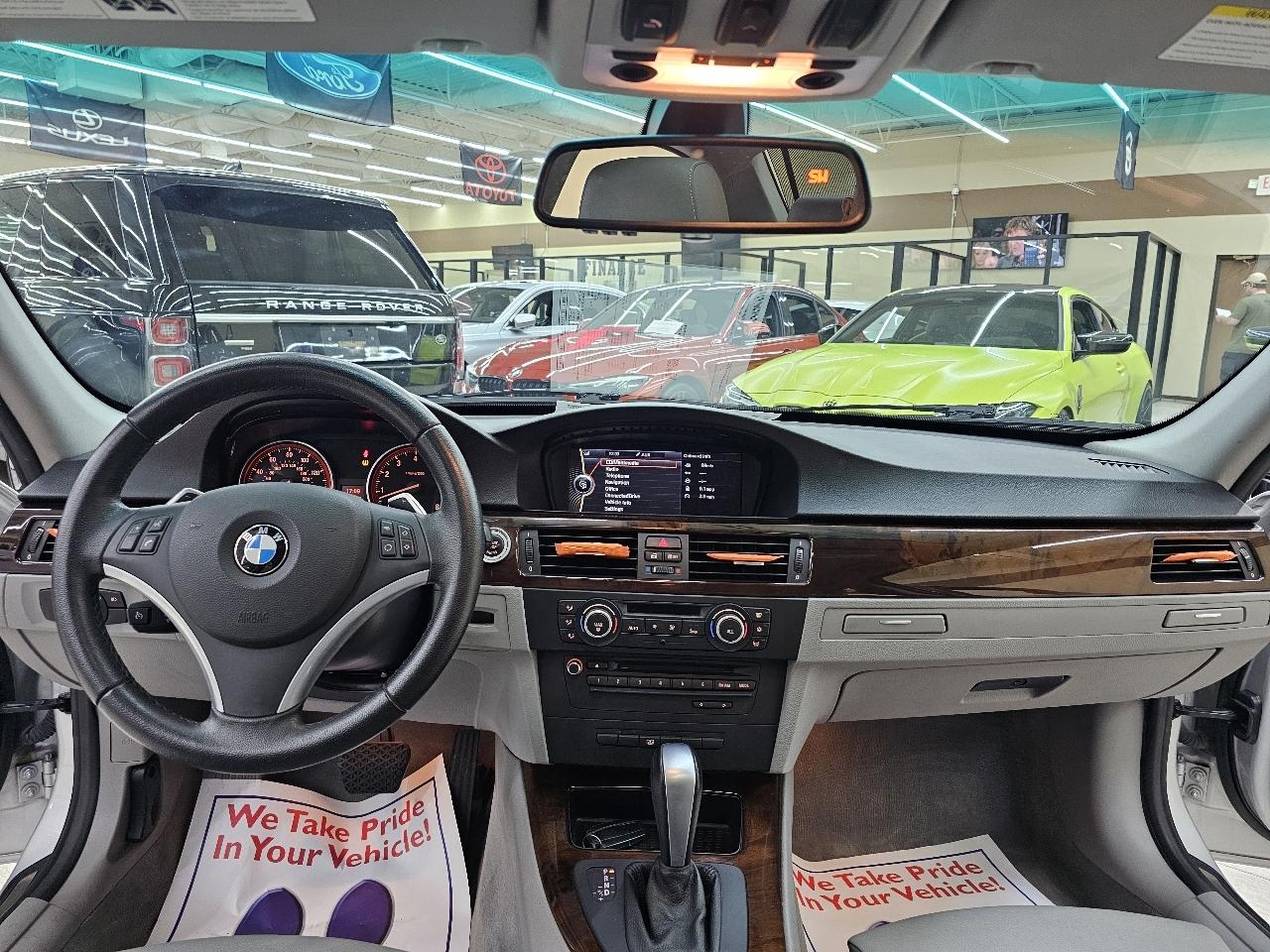 BMW 3-Series 335i 2011