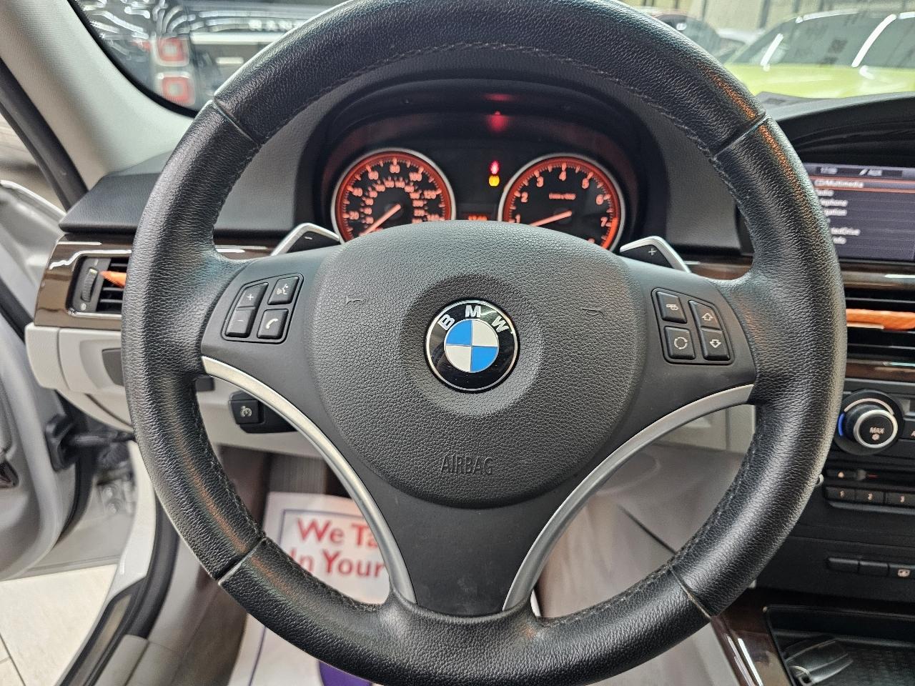 BMW 3-Series 335i 2011