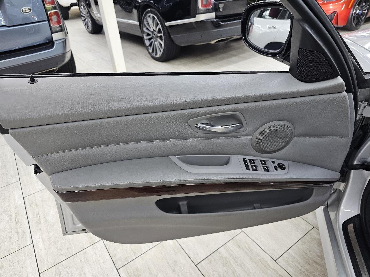 BMW 3-Series 335i 2011