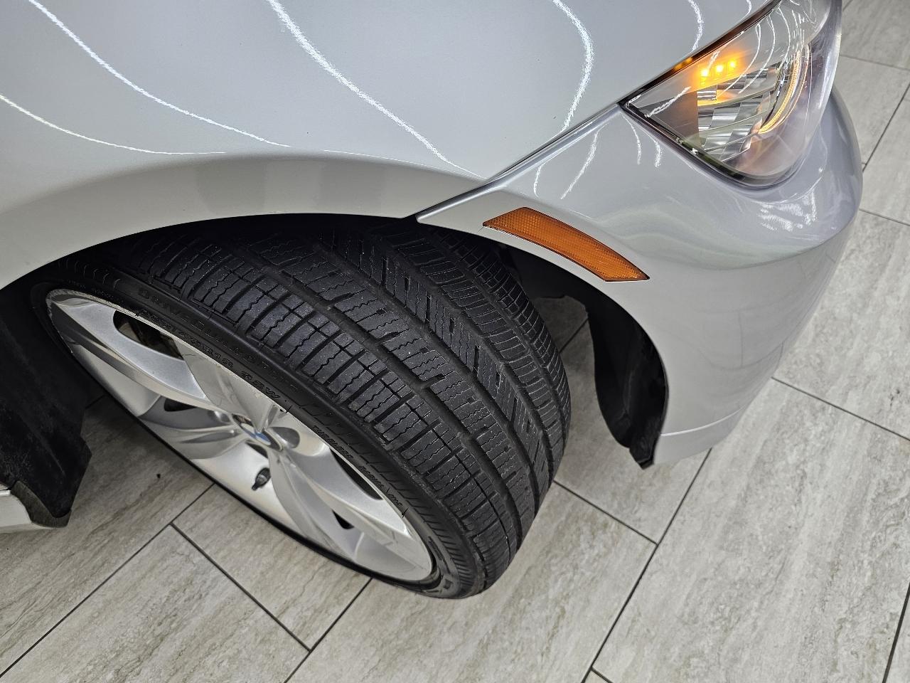 BMW 3-Series 335i 2011