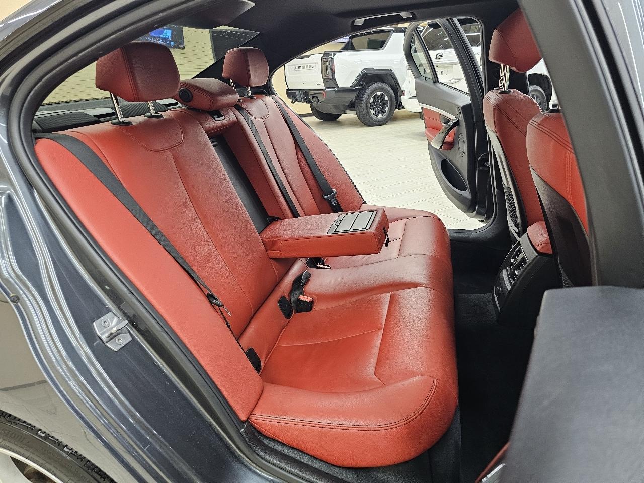 BMW 3-Series 328i SULEV 2016