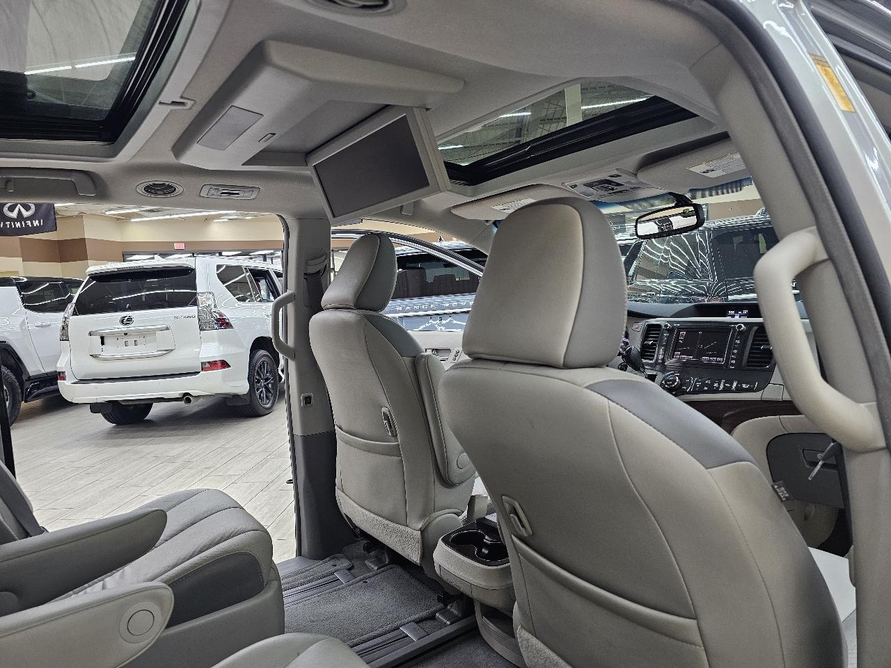 Toyota Sienna XLE FWD 8-Passenger V6 2014