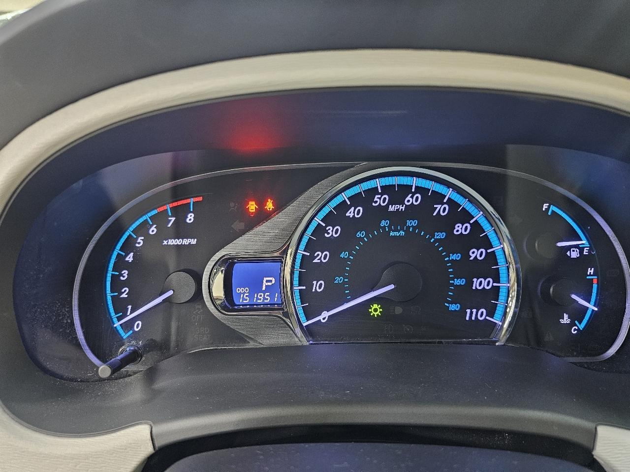 Toyota Sienna XLE FWD 8-Passenger V6 2014