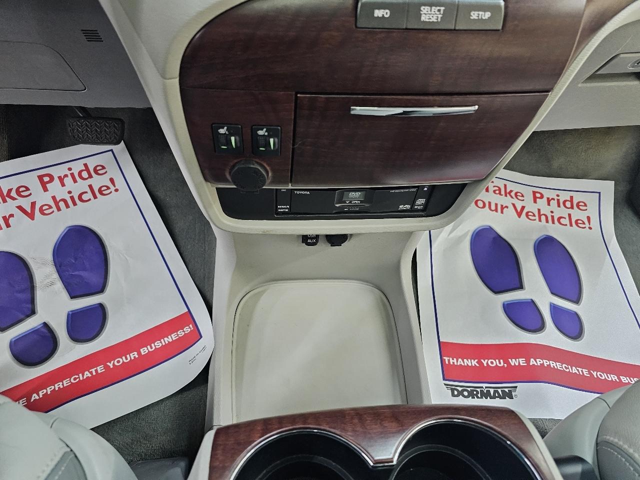 Toyota Sienna XLE FWD 8-Passenger V6 2014