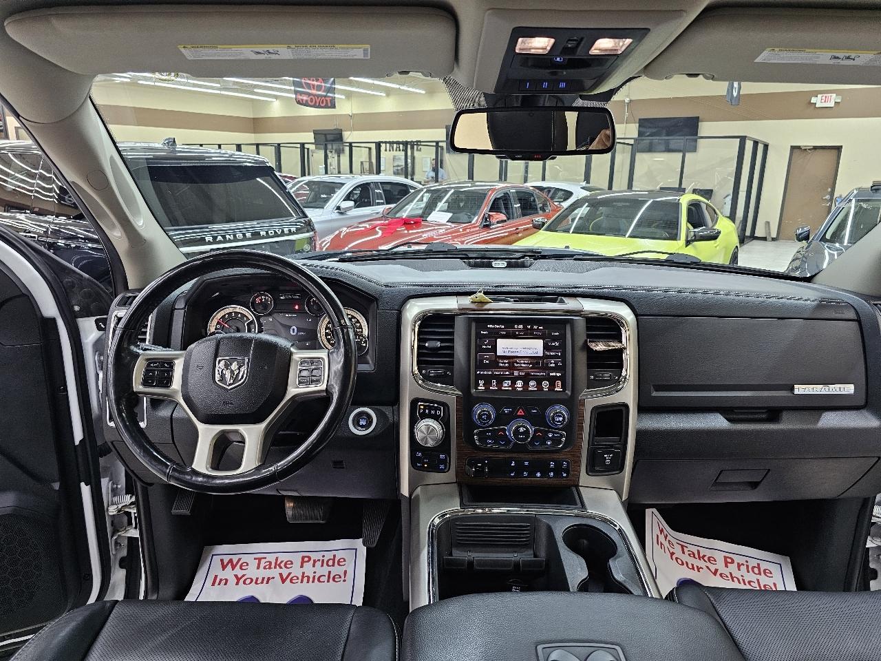 RAM 1500 Laramie Crew Cab SWB 4WD 2017