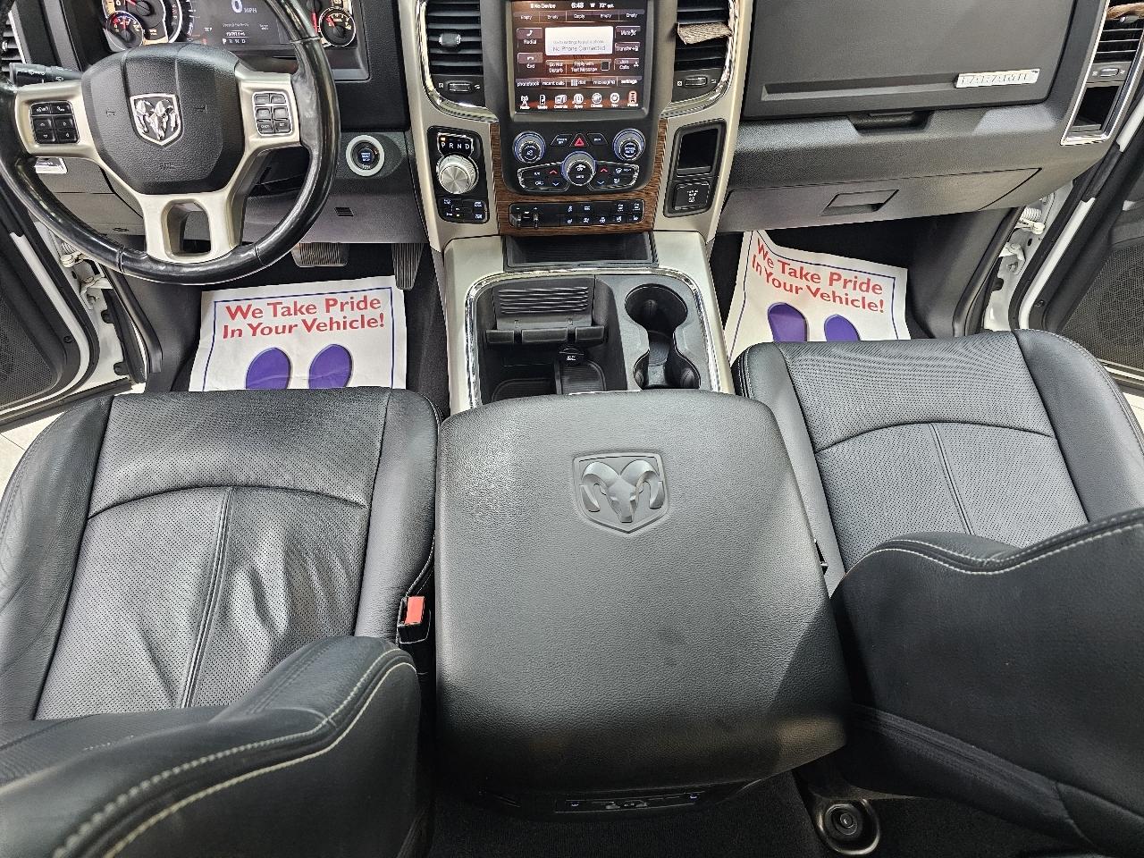 RAM 1500 Laramie Crew Cab SWB 4WD 2017