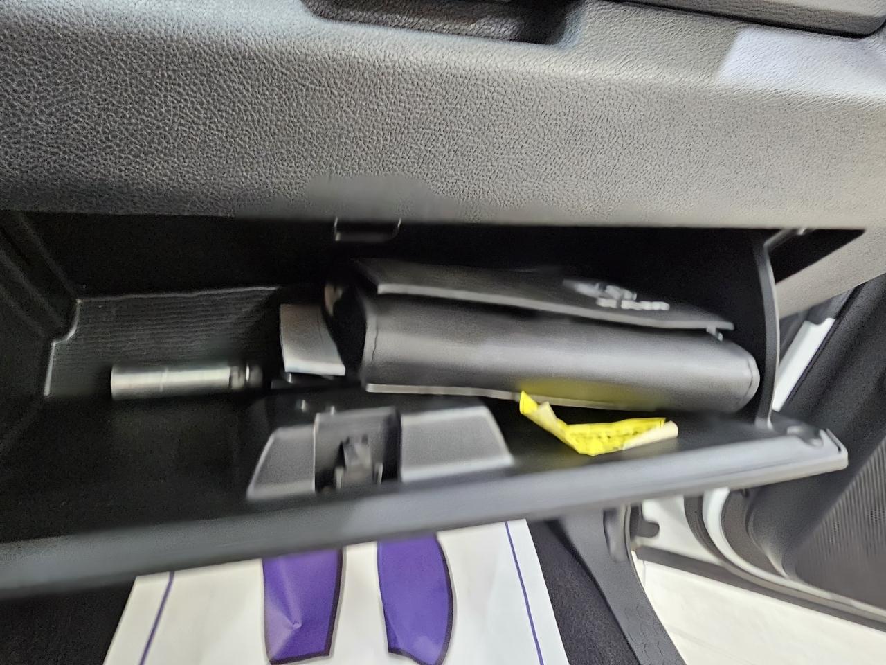 RAM 1500 Laramie Crew Cab SWB 4WD 2017