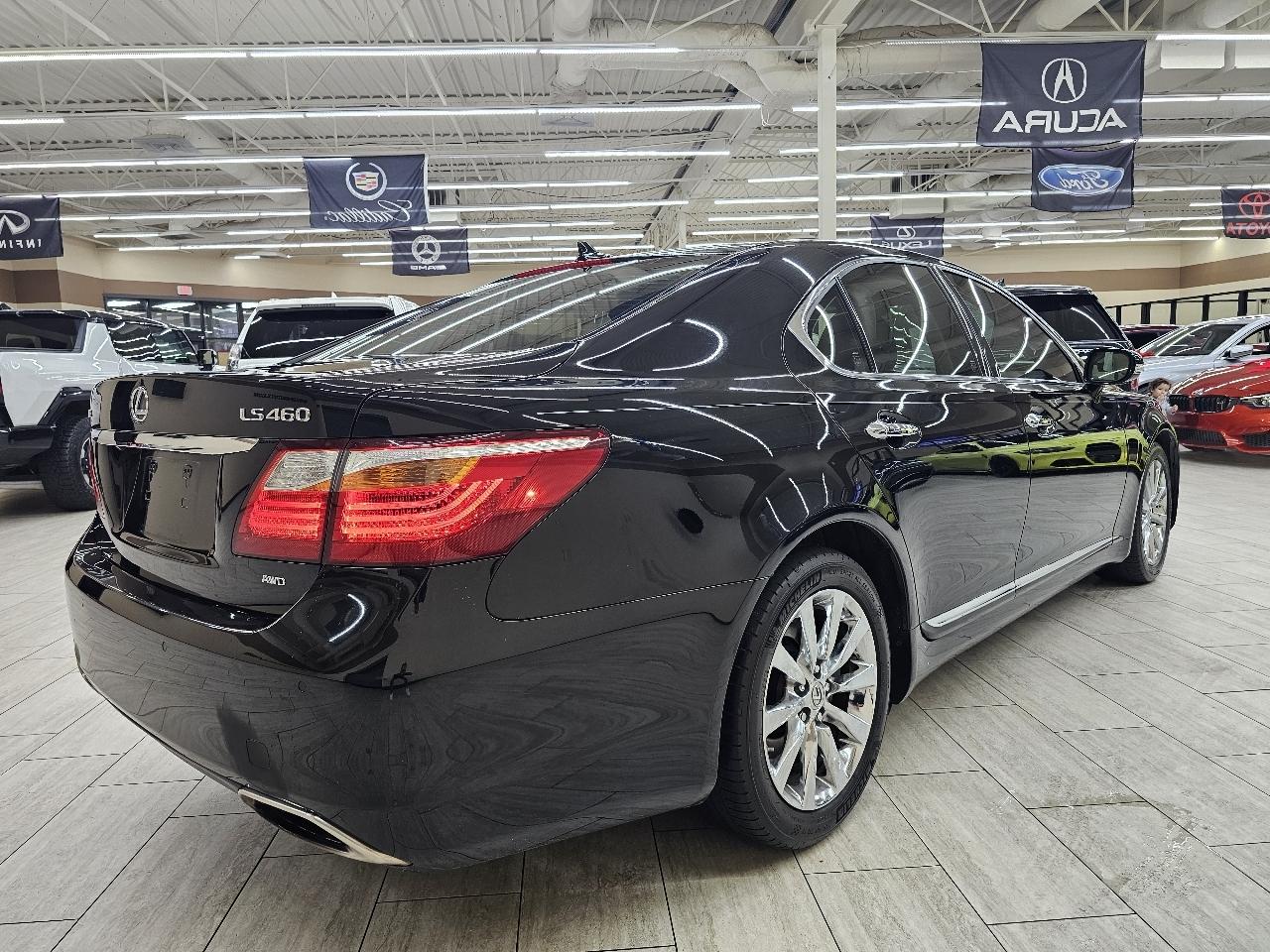 Lexus LS 460 Luxury Sedan AWD 2012