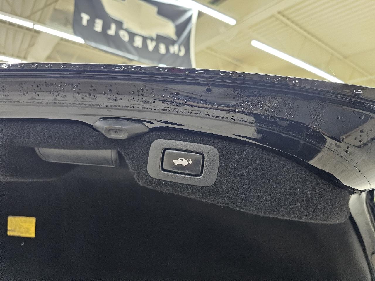 Lexus LS 460 Luxury Sedan AWD 2012