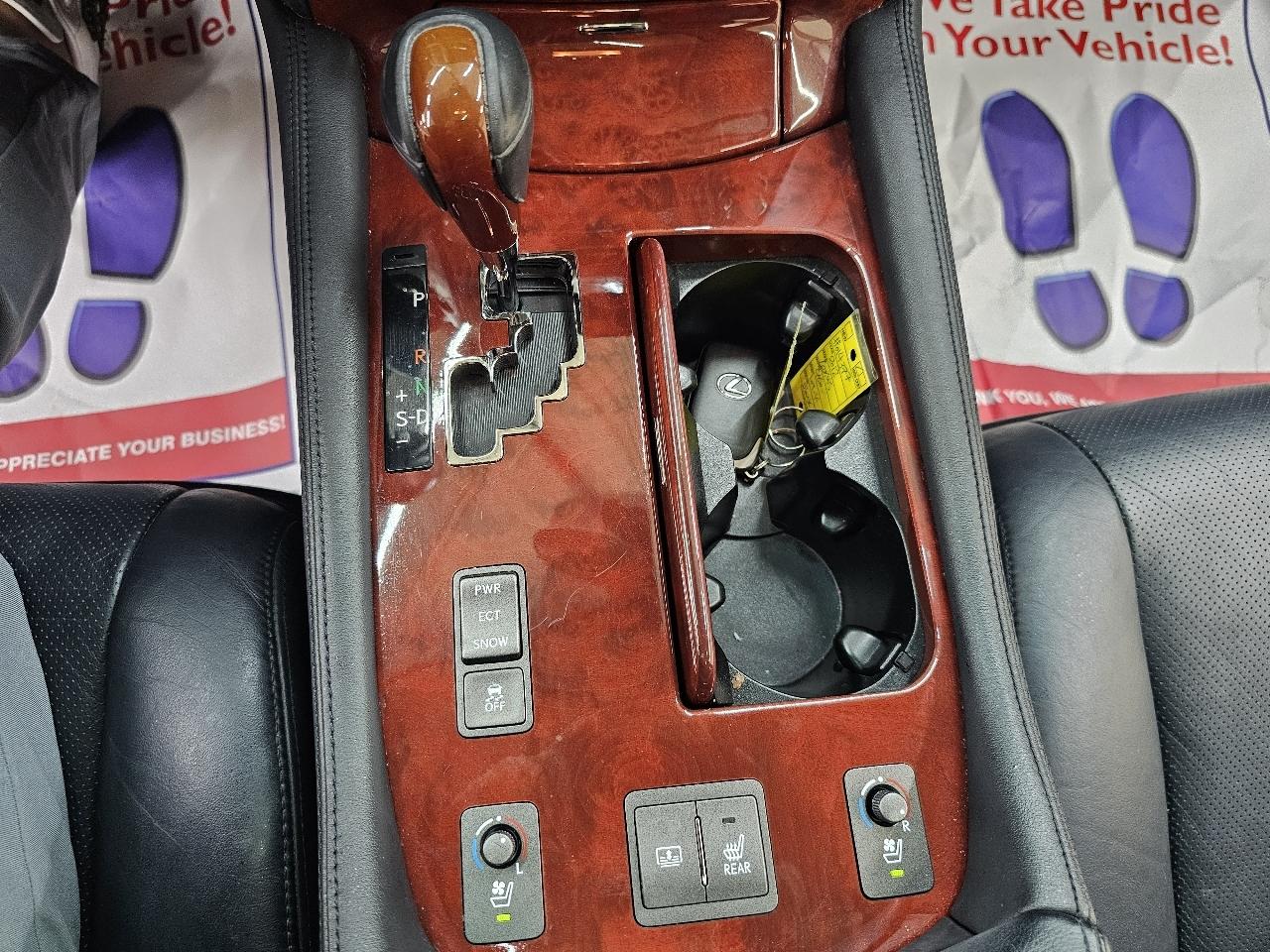 Lexus LS 460 Luxury Sedan AWD 2012