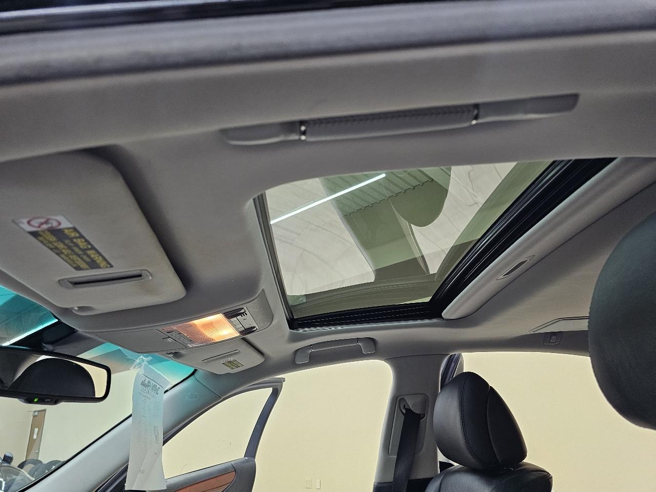 Lexus LS 460 Luxury Sedan AWD 2012