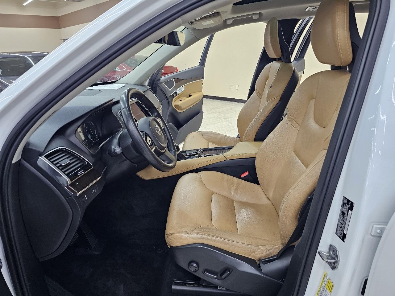 Volvo XC90 T6 Momentum AWD 2016