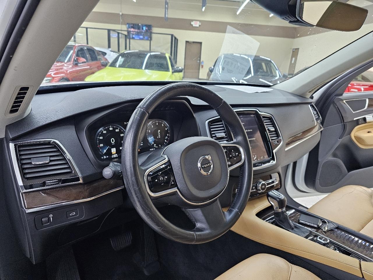 Volvo XC90 T6 Momentum AWD 2016