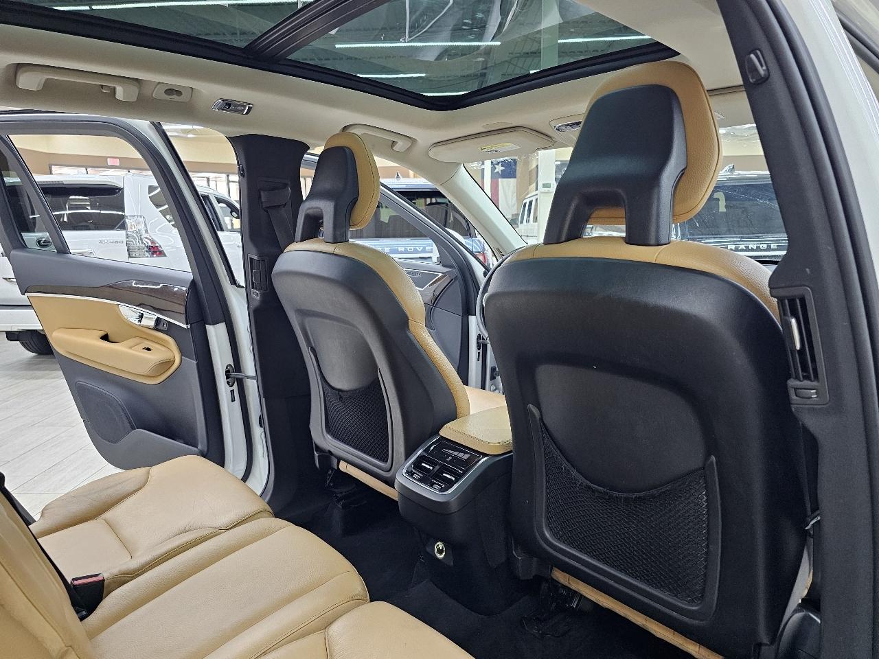 Volvo XC90 T6 Momentum AWD 2016