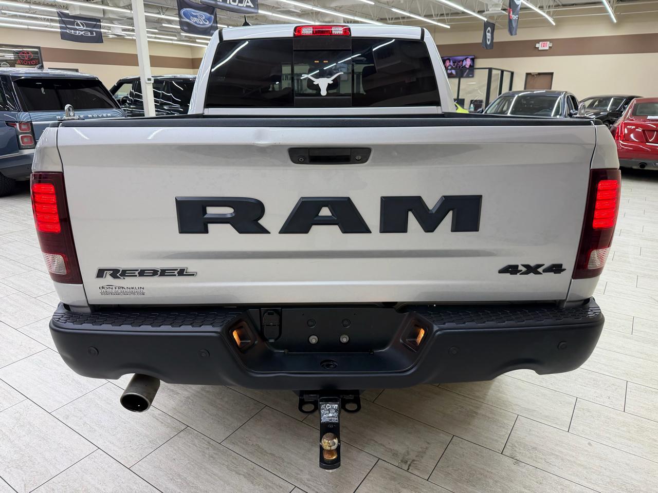 RAM 1500 Rebel Crew Cab SWB 4WD 2016