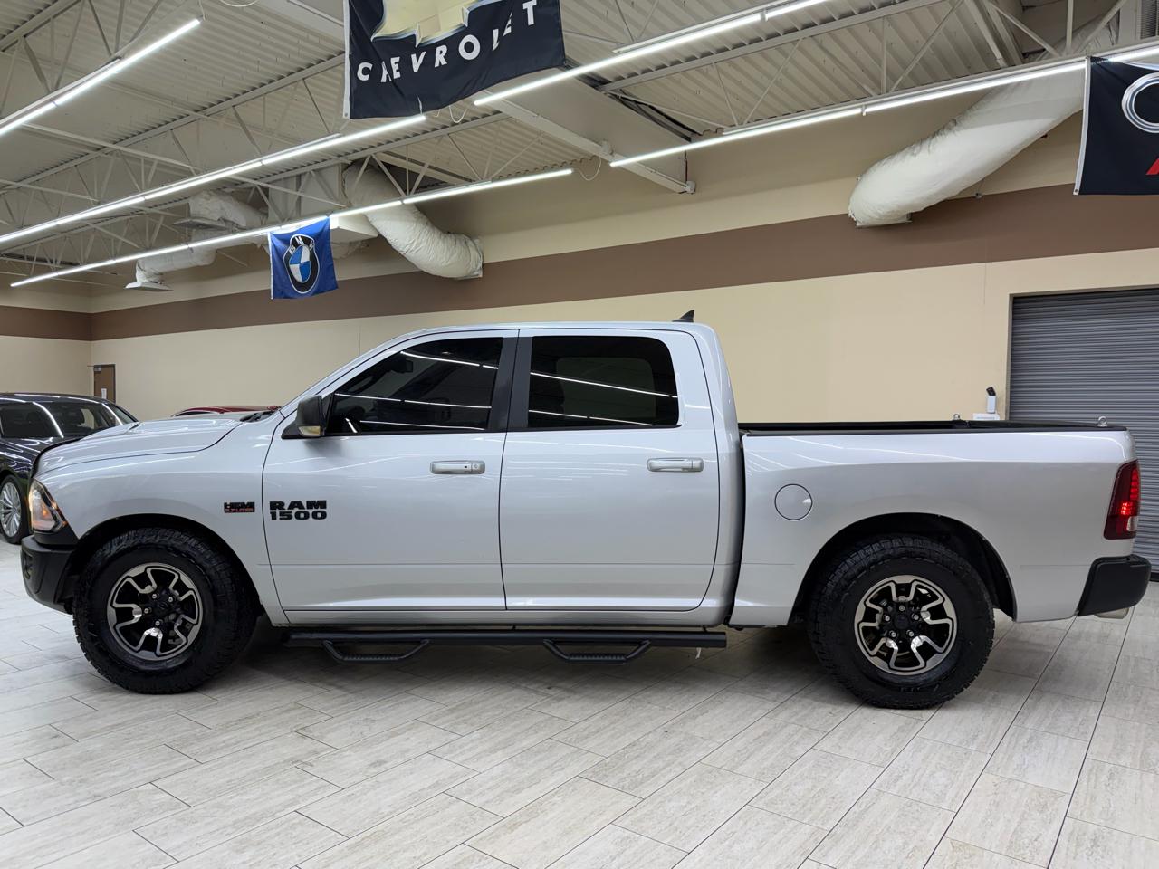 RAM 1500 Rebel Crew Cab SWB 4WD 2016