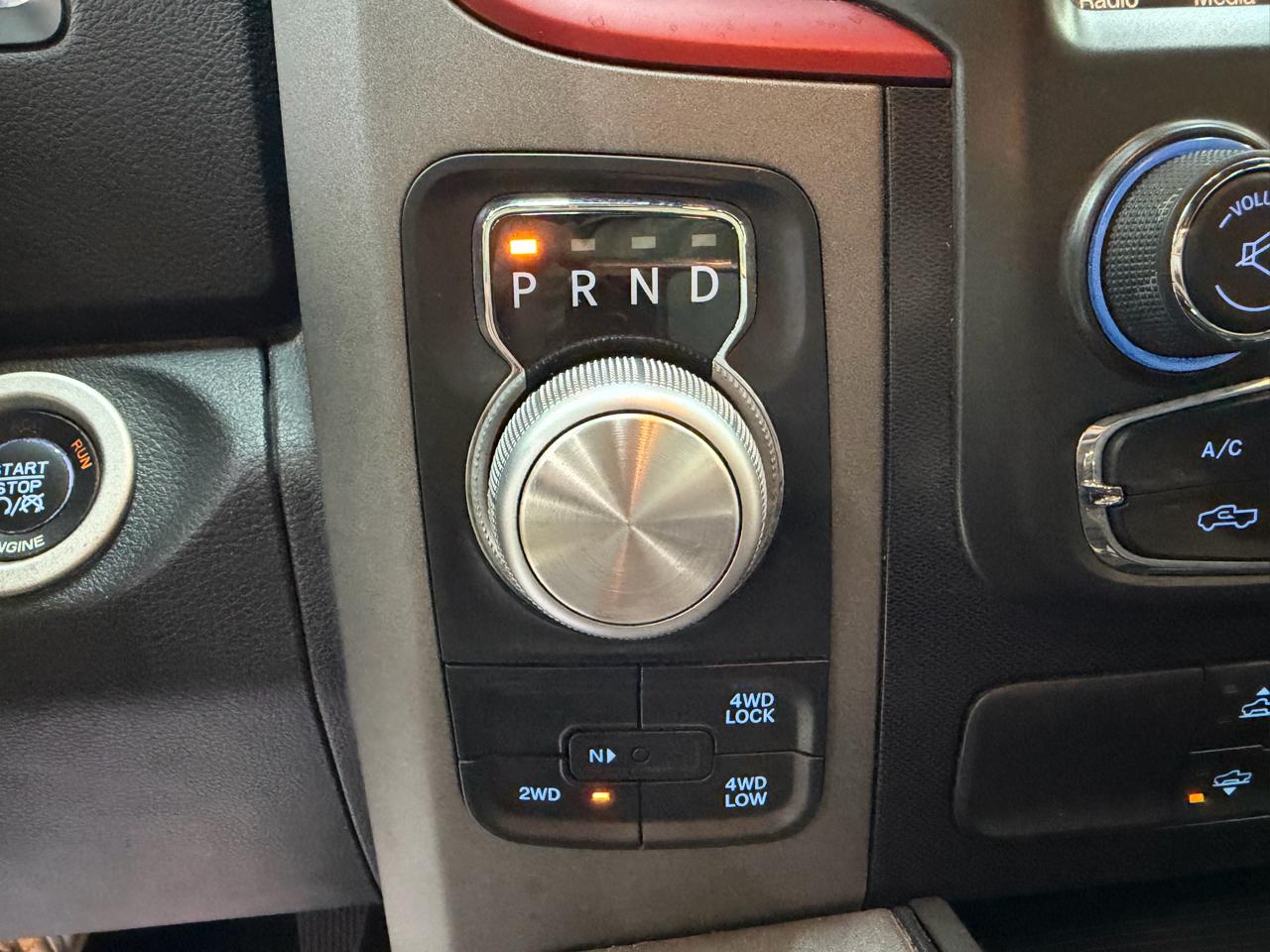 RAM 1500 Rebel Crew Cab SWB 4WD 2016