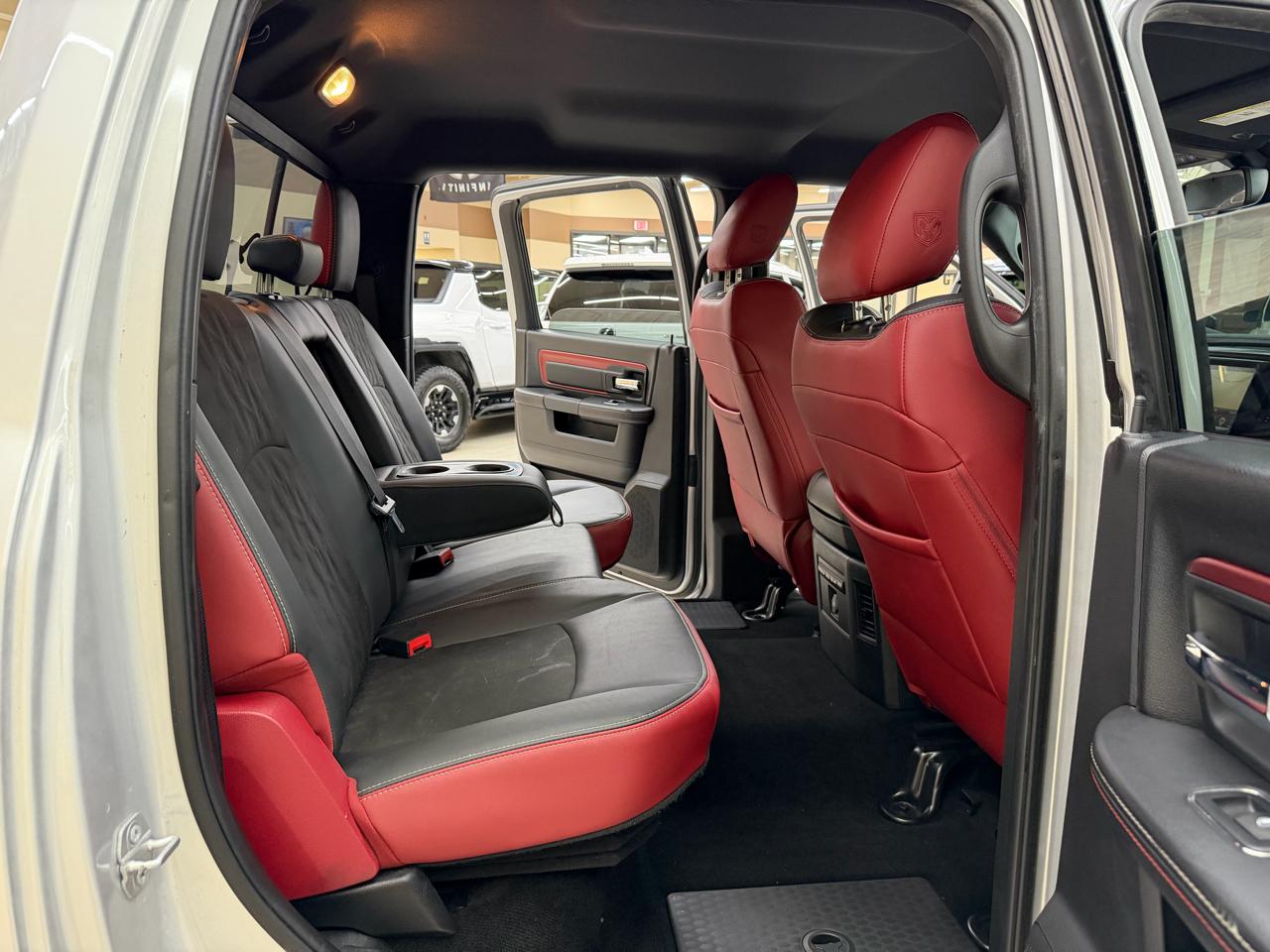 RAM 1500 Rebel Crew Cab SWB 4WD 2016