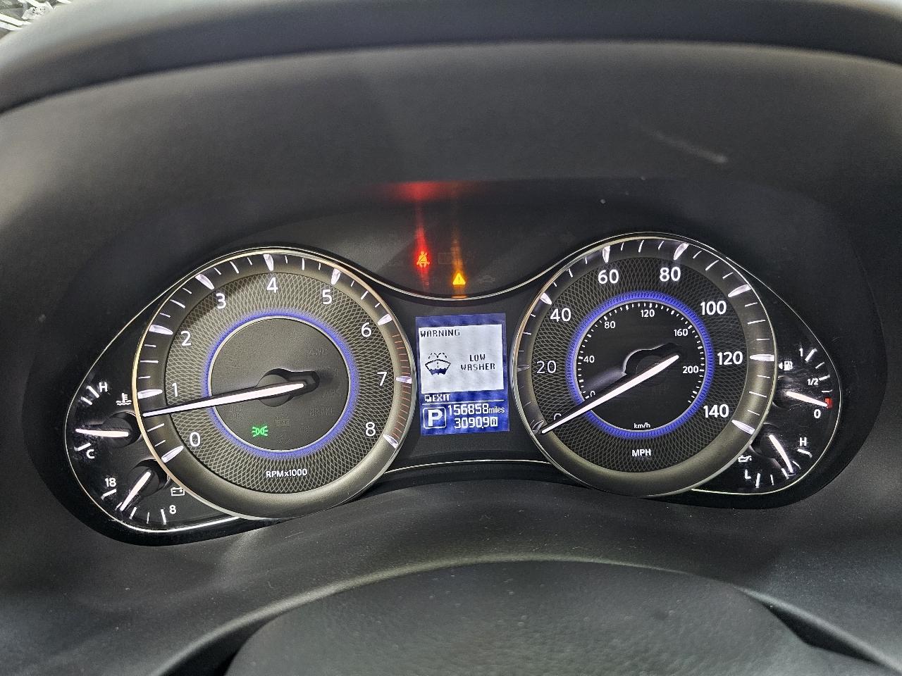 Infiniti QX80 LUXE 2019