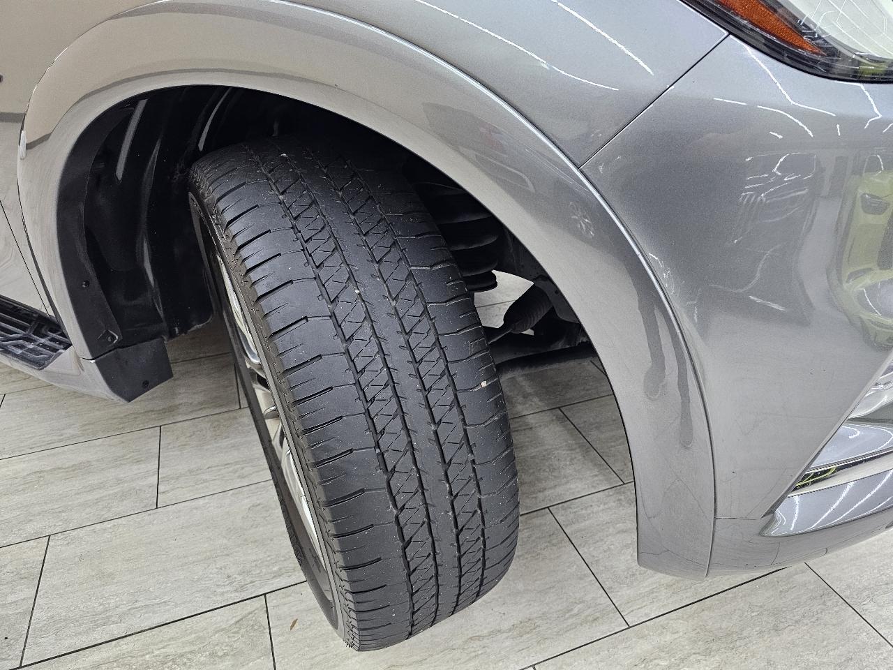 Infiniti QX80 LUXE 2019