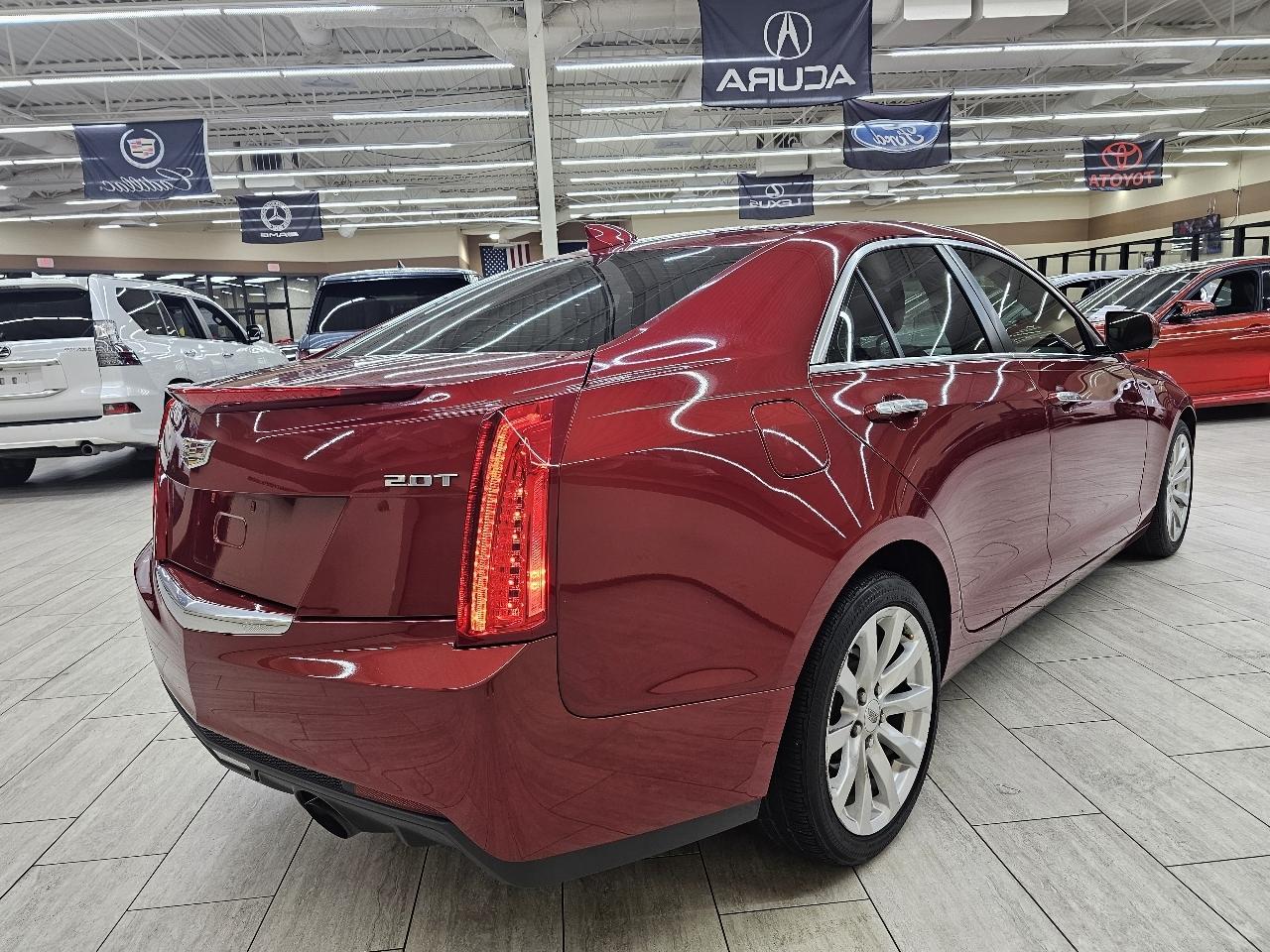 Cadillac ATS 2.0L Standard RWD 2017