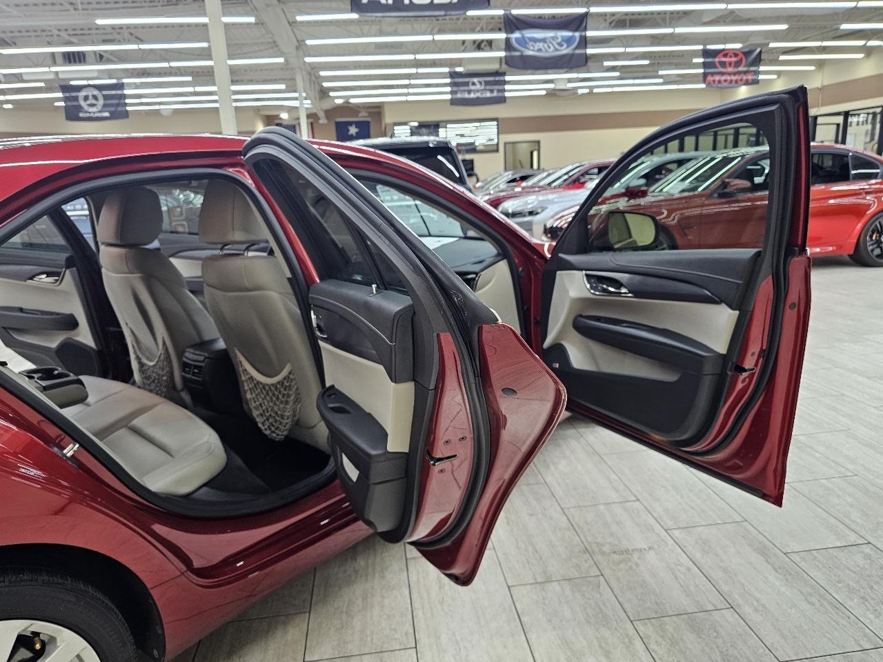 Cadillac ATS 2.0L Standard RWD 2017