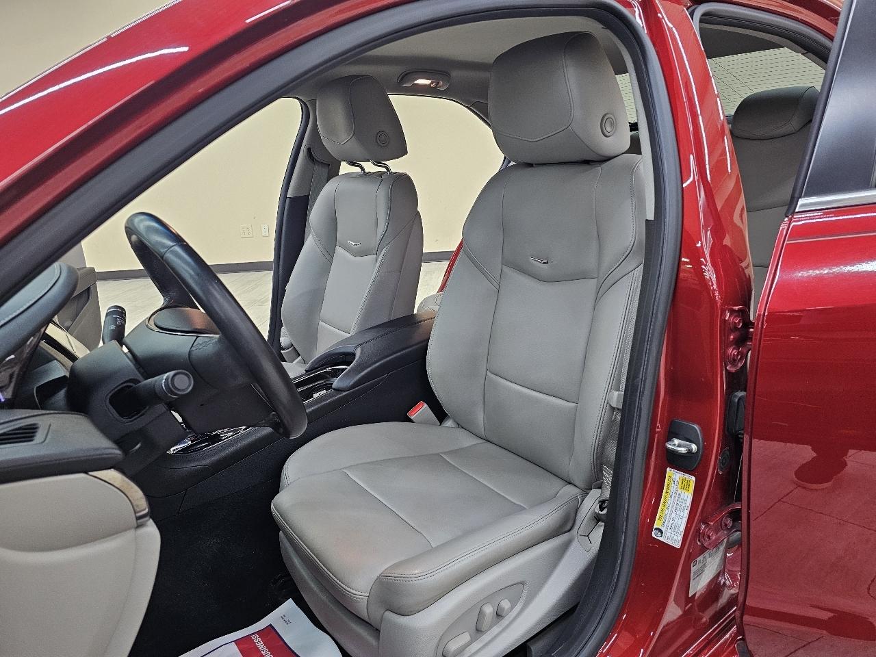 Cadillac ATS 2.0L Standard RWD 2017