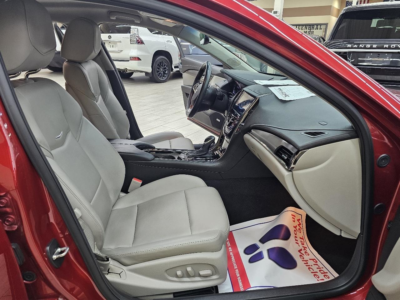 Cadillac ATS 2.0L Standard RWD 2017