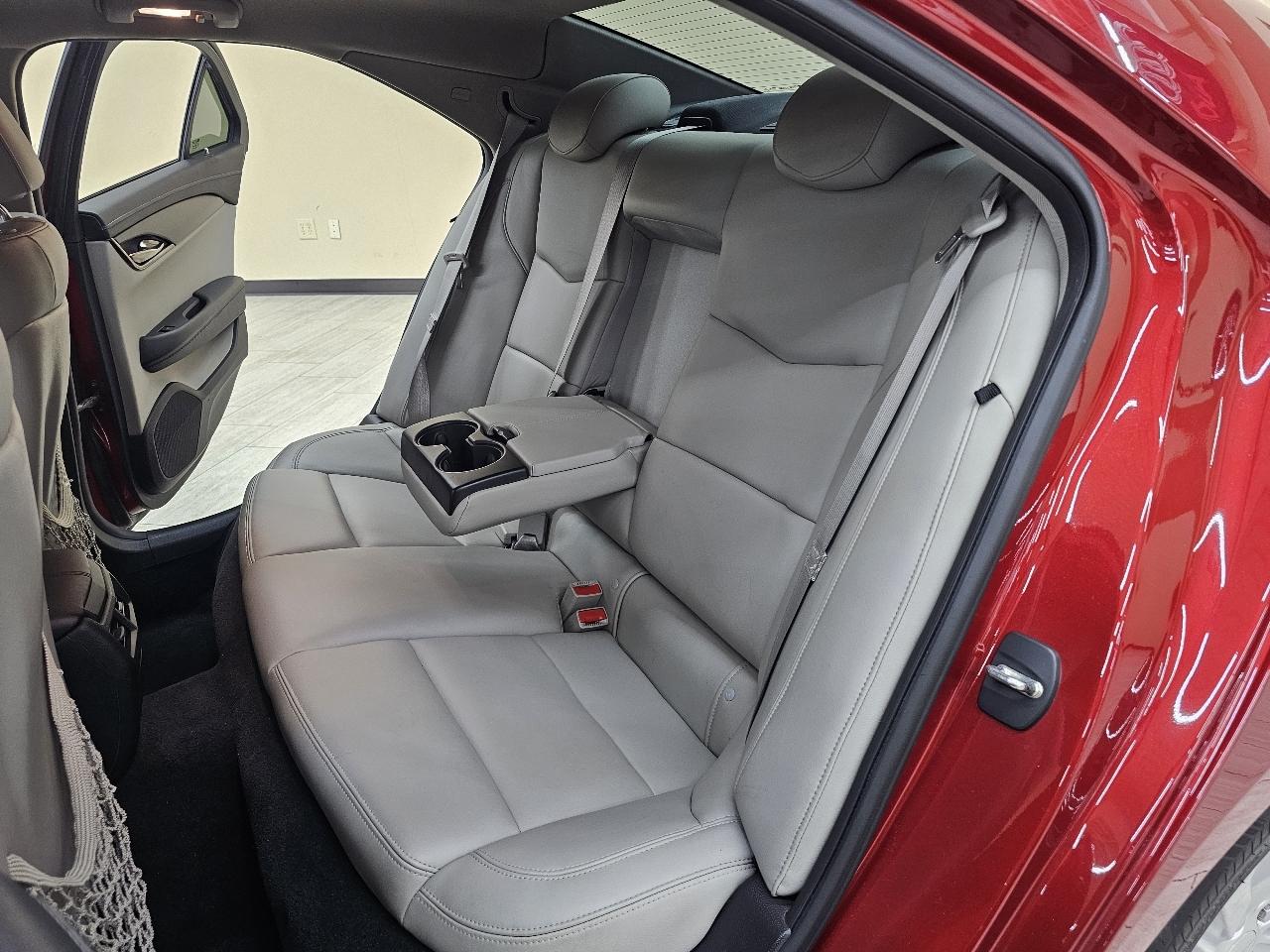 Cadillac ATS 2.0L Standard RWD 2017