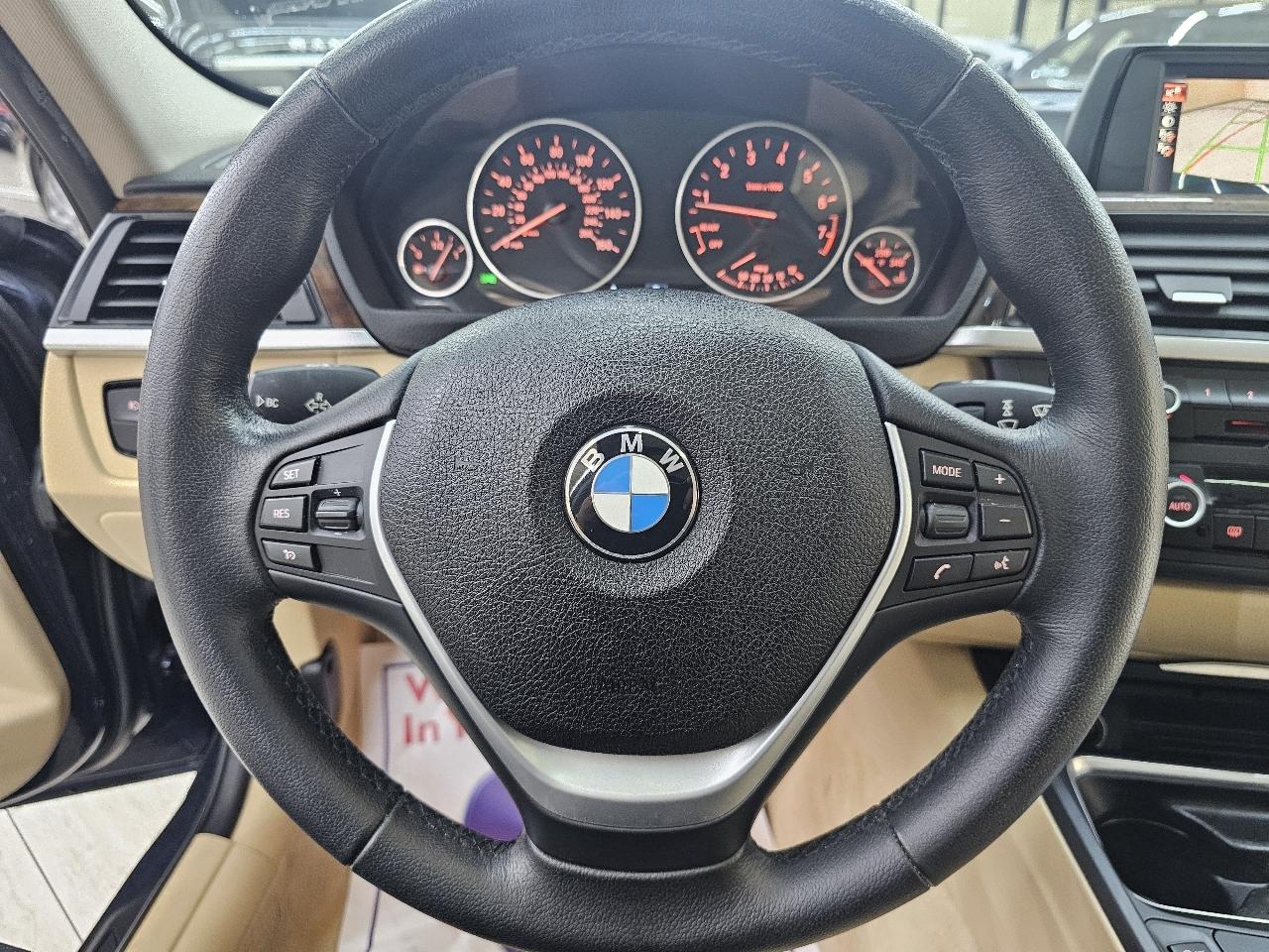 BMW 3-Series 328i Sedan 2015