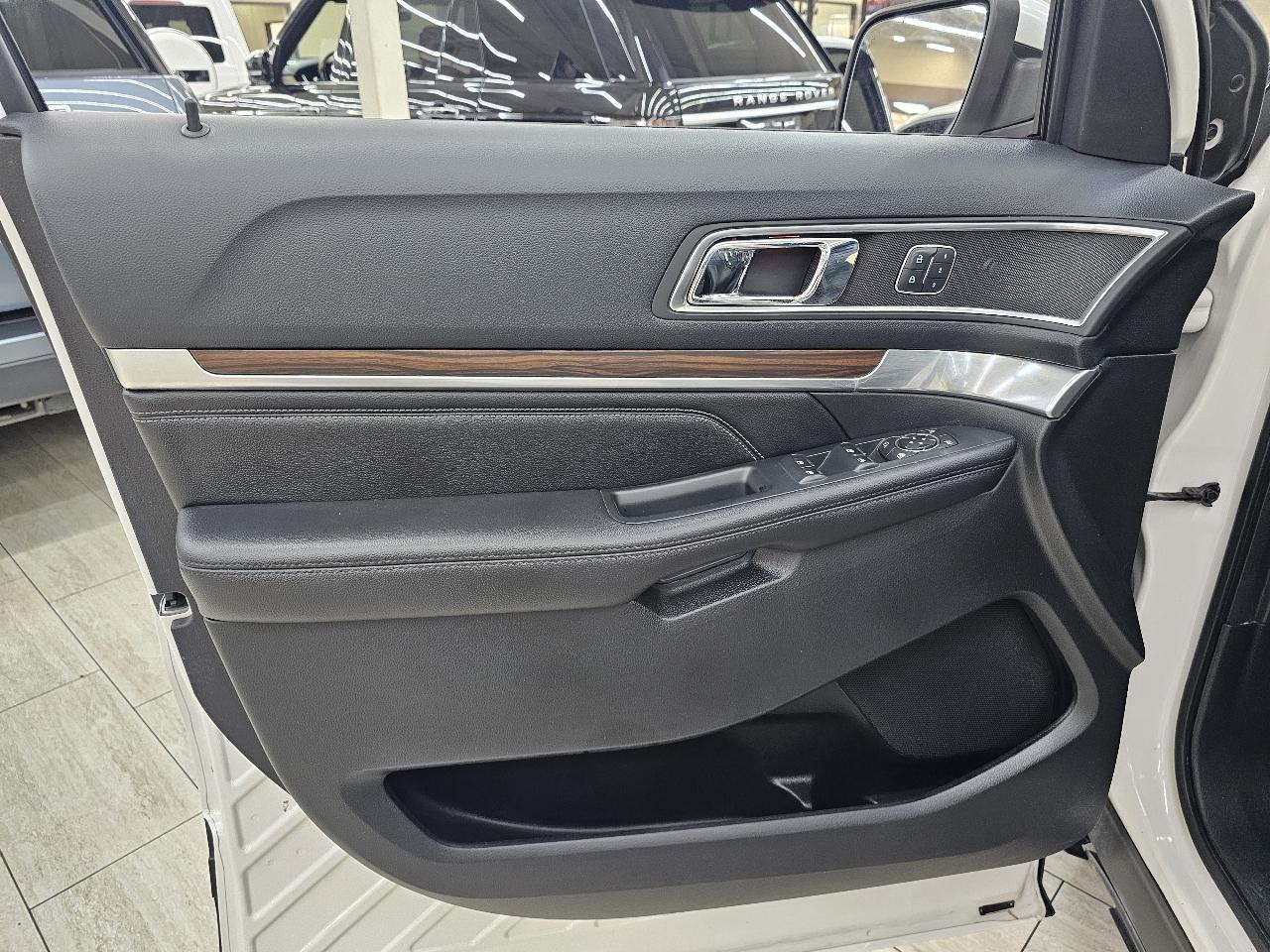 Ford Explorer Limited FWD 2016