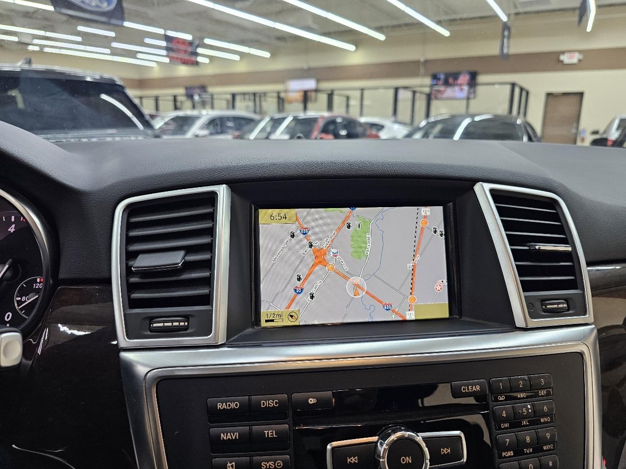 Mercedes-Benz M-Class ML350 BlueTEC 2012