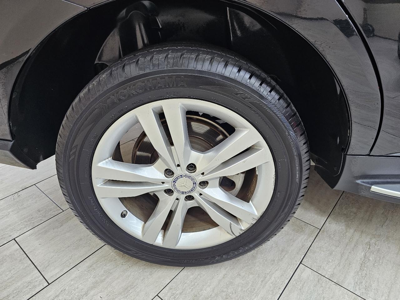 Mercedes-Benz M-Class ML350 BlueTEC 2012