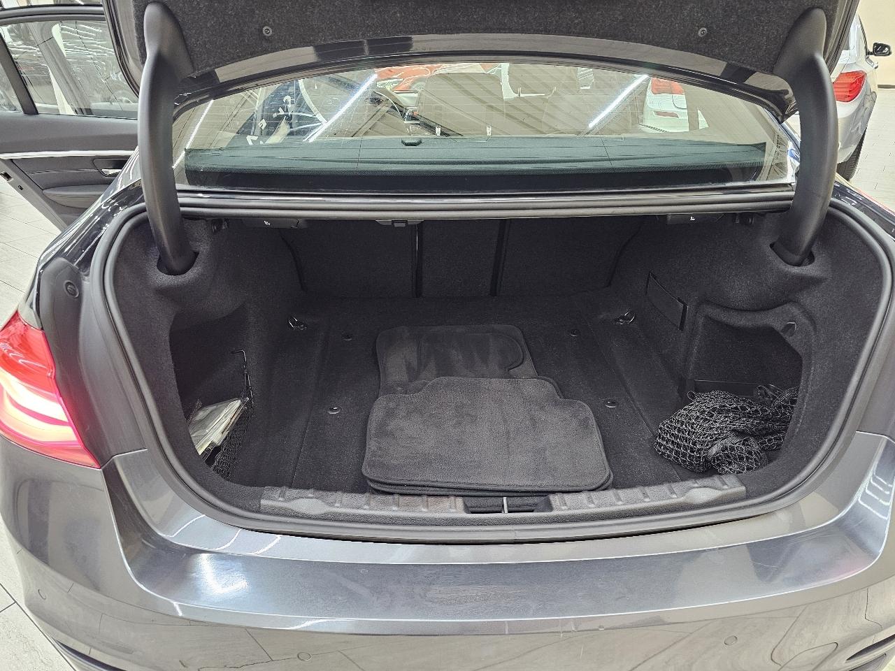 BMW 3-Series 328i SULEV 2016