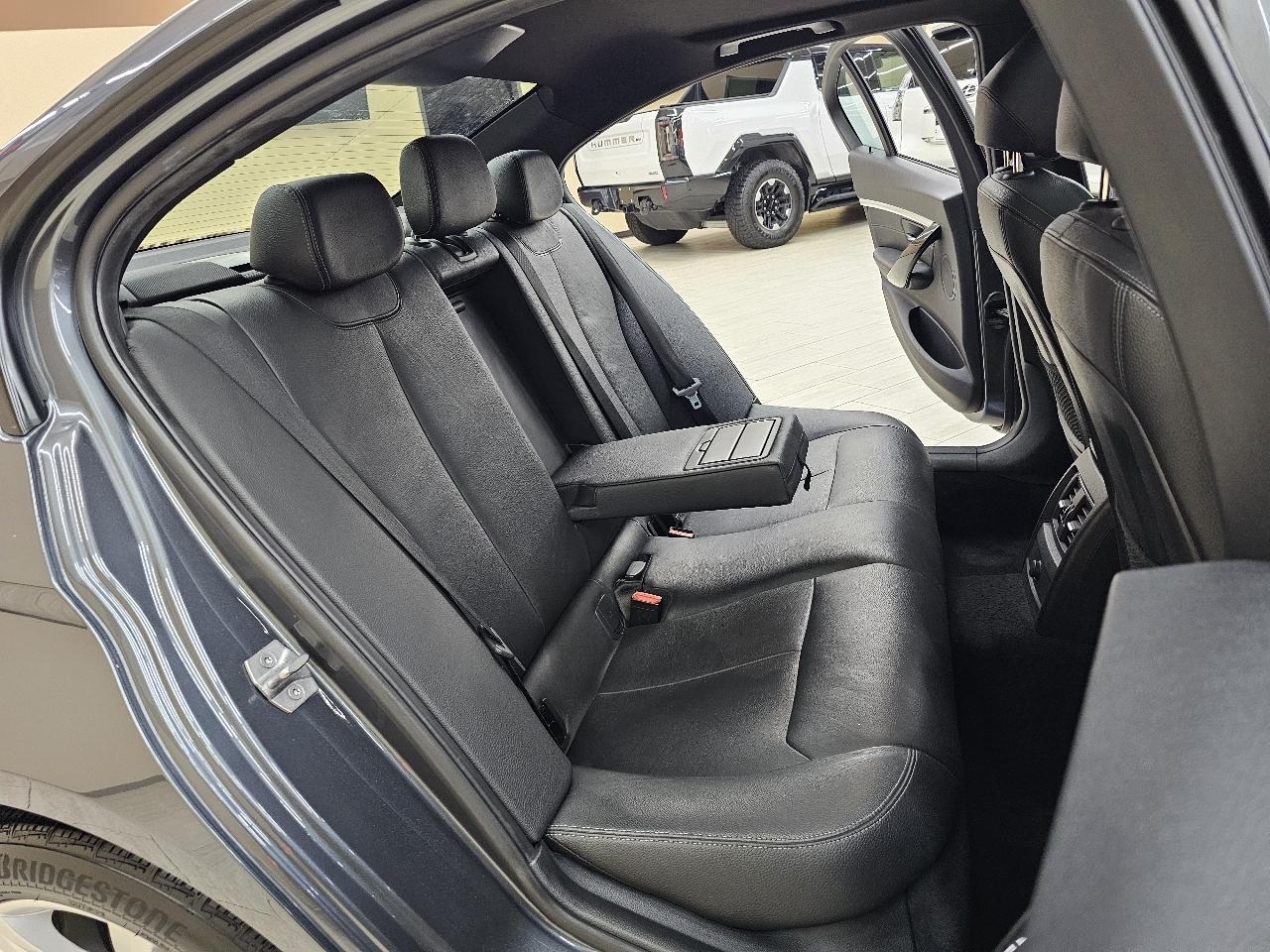 BMW 3-Series 328i SULEV 2016