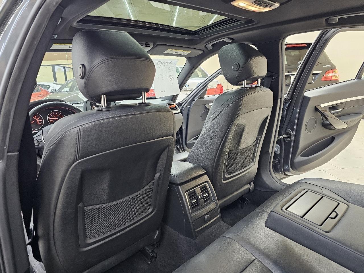 BMW 3-Series 328i SULEV 2016